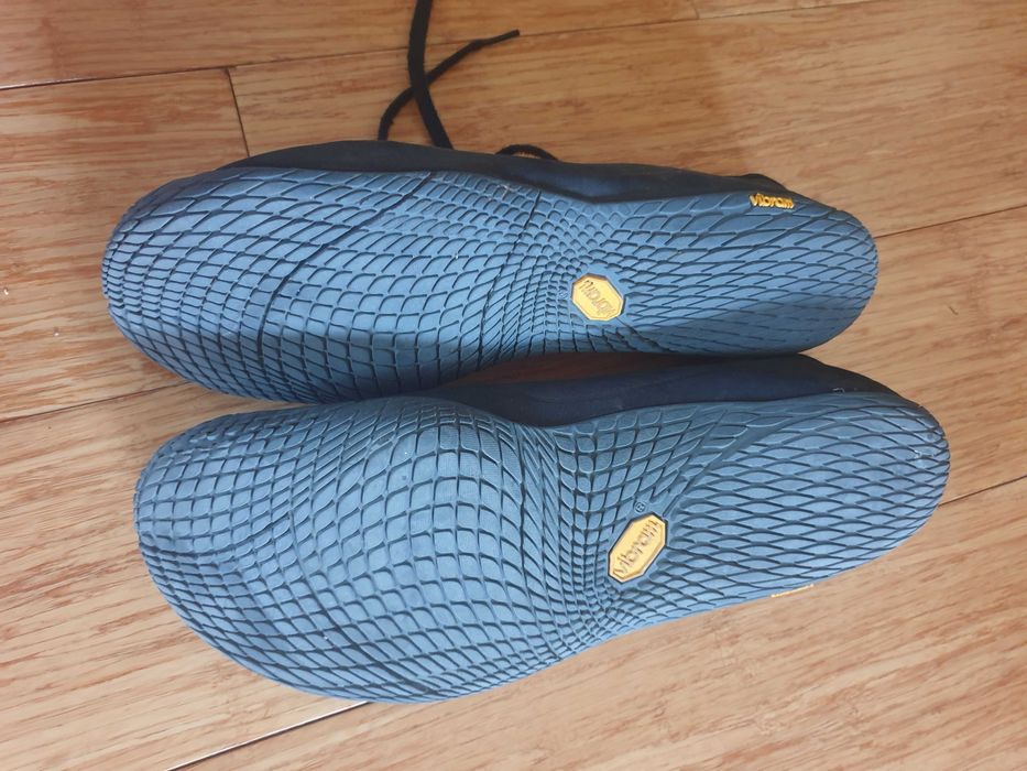 боси обувки Merrel Vapor Glove 3 номер 43.5, черни