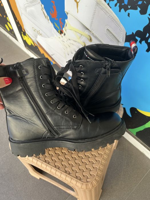 Дамски боти Tommy Hilfiger номер 39