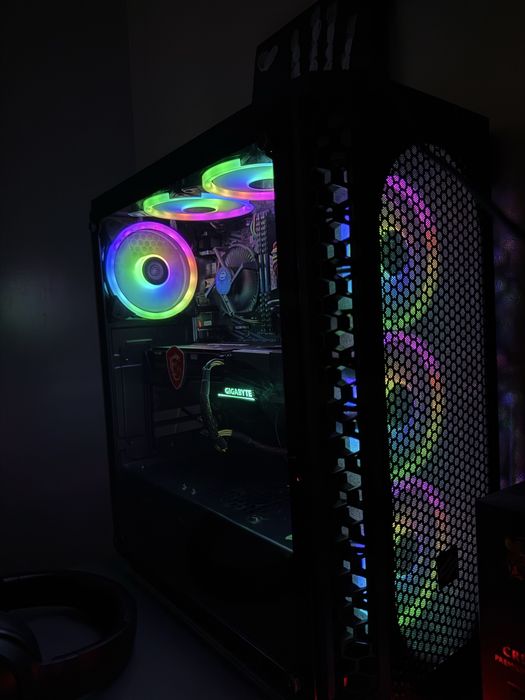 Pc Gaming i5 10400F RX7600 16 GB