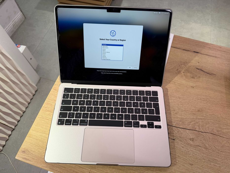 MacBook Air 2022 13" M2 256Gb, SSD 8Gb Ram | Buy-Back |