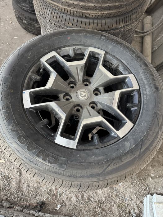 Запасной диски баллон на Changan Hanter