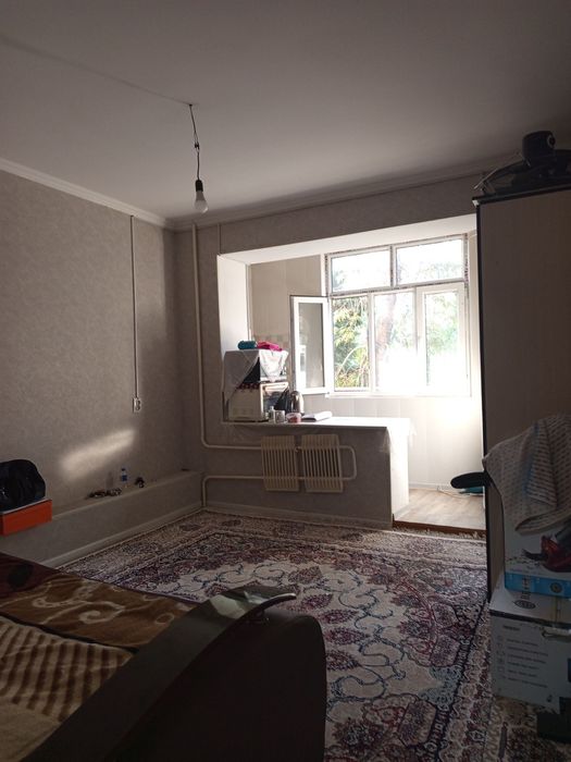 1 xonali uy sotiladi