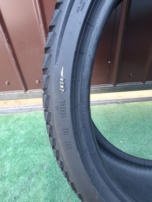 225.35.19 Tristan Pirelli