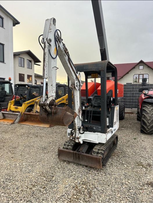 Miniexcavator bobcat 320