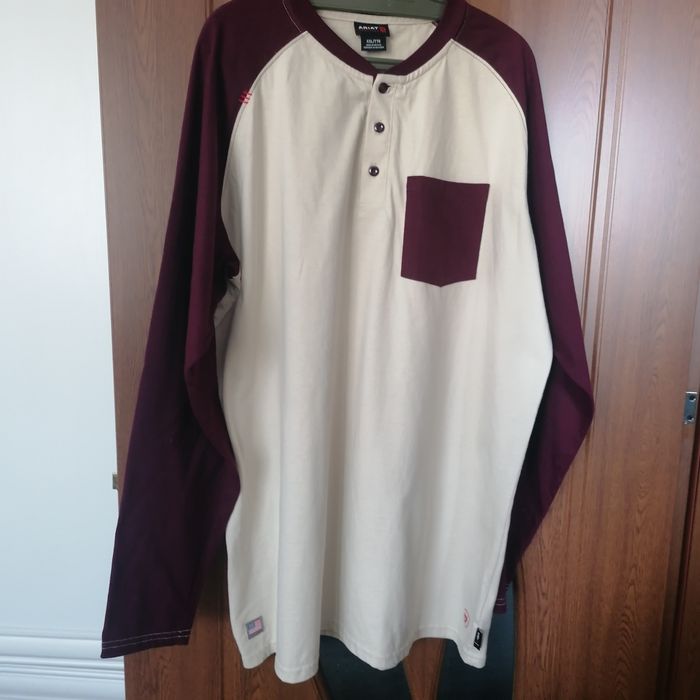 Bluza Ariat mărimea 3XL