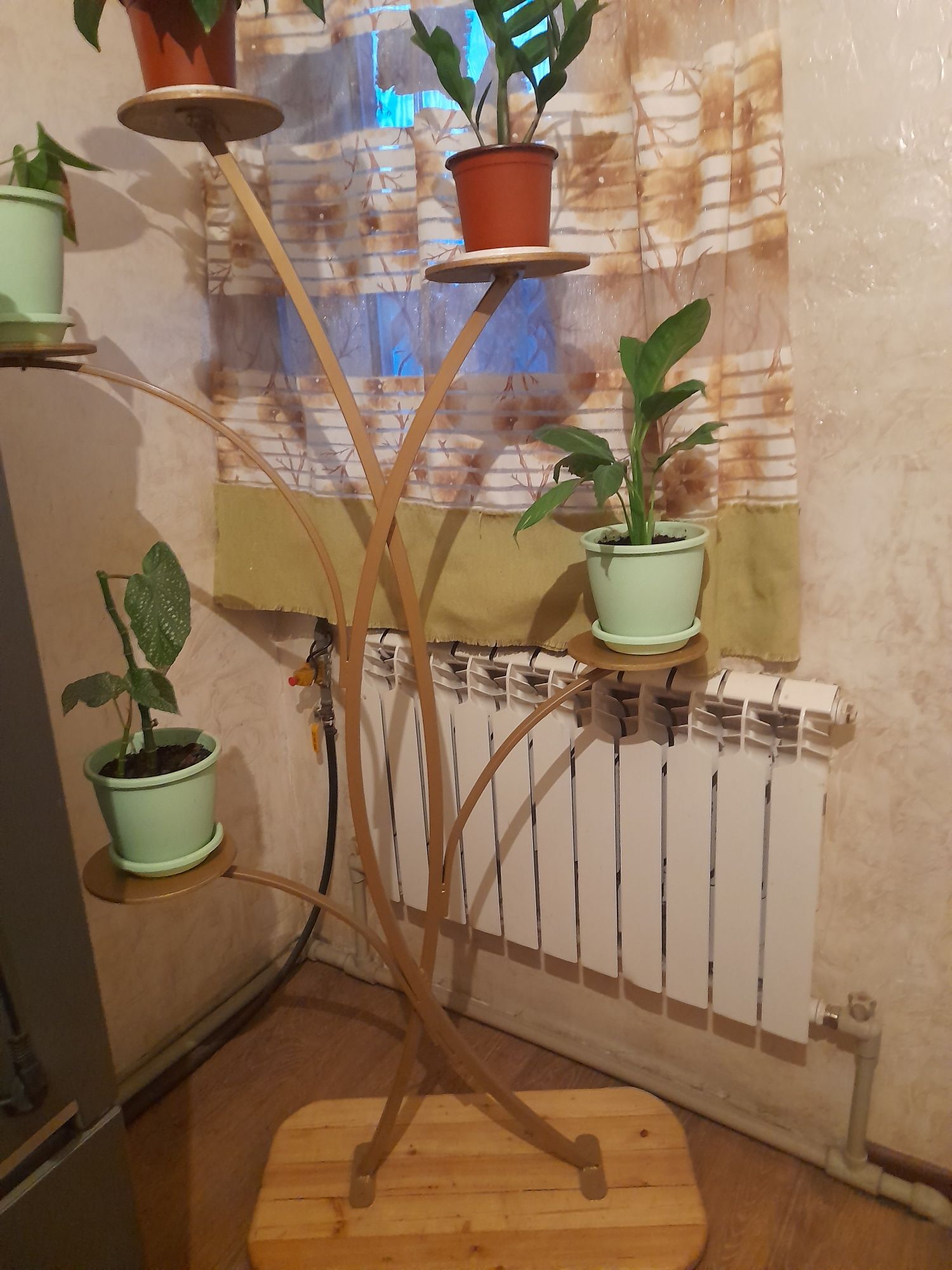 Подставка для цветов