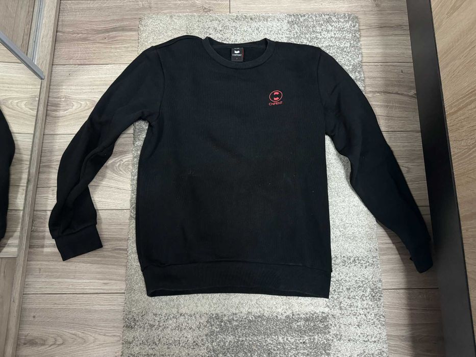 Bluza Flausata Groasa Neagra Barbati CONFRONT Marimea S (EUR38)