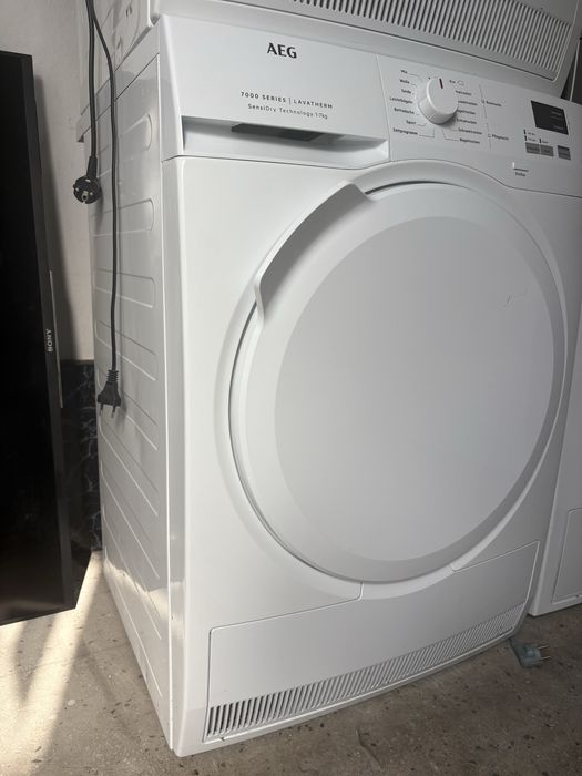 Сушилня с термопомпа AEG 7000 A++