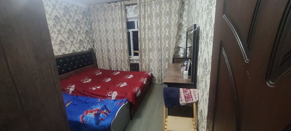 5 xonali uy sotiladi 3 etaj remonti yaxshi.