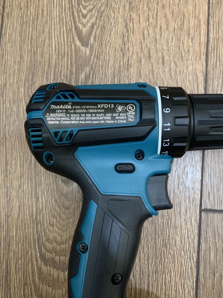 Шуруповёрт MAKITA XFD13