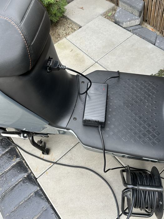Scuter electric RKS REE 1500
