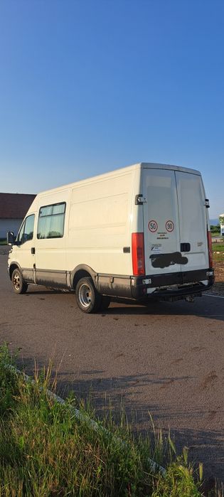 Vând iveco dayli