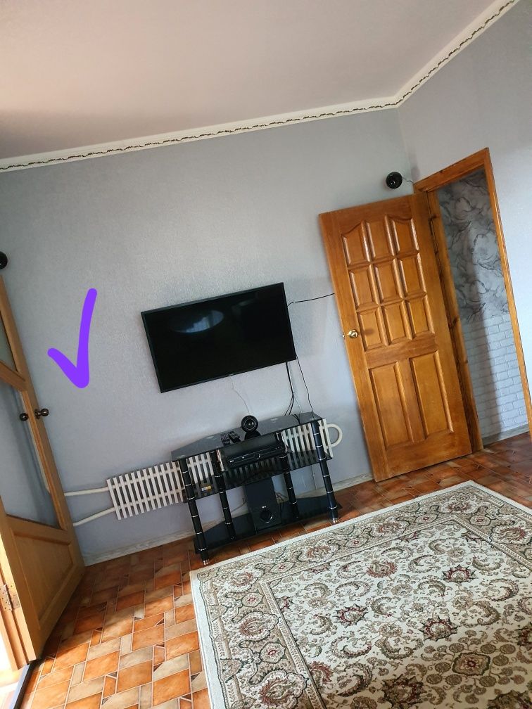 2 комн кв.,12 микр..1 дом