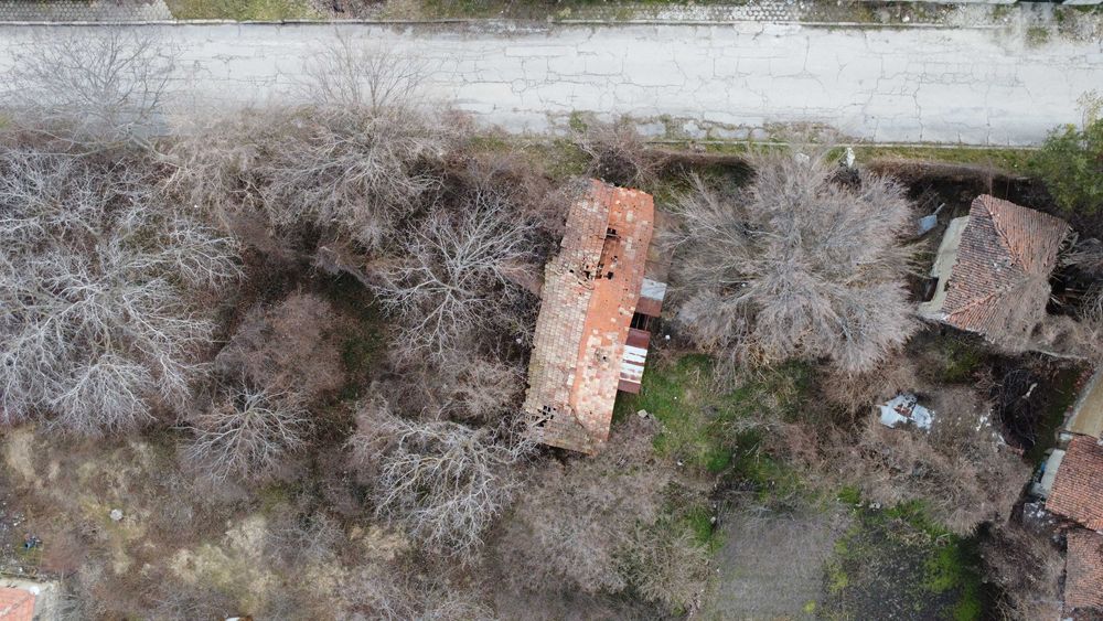 Продава се Къща в с. Мали Върбовник, Област Кюстендил - 102 кв.м за 350 €/кв.м - Снимка #2