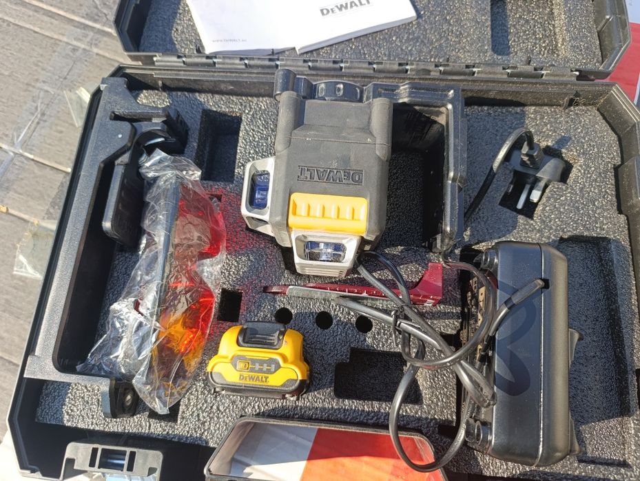 Лазерен нивелир Девалт / DeWALT