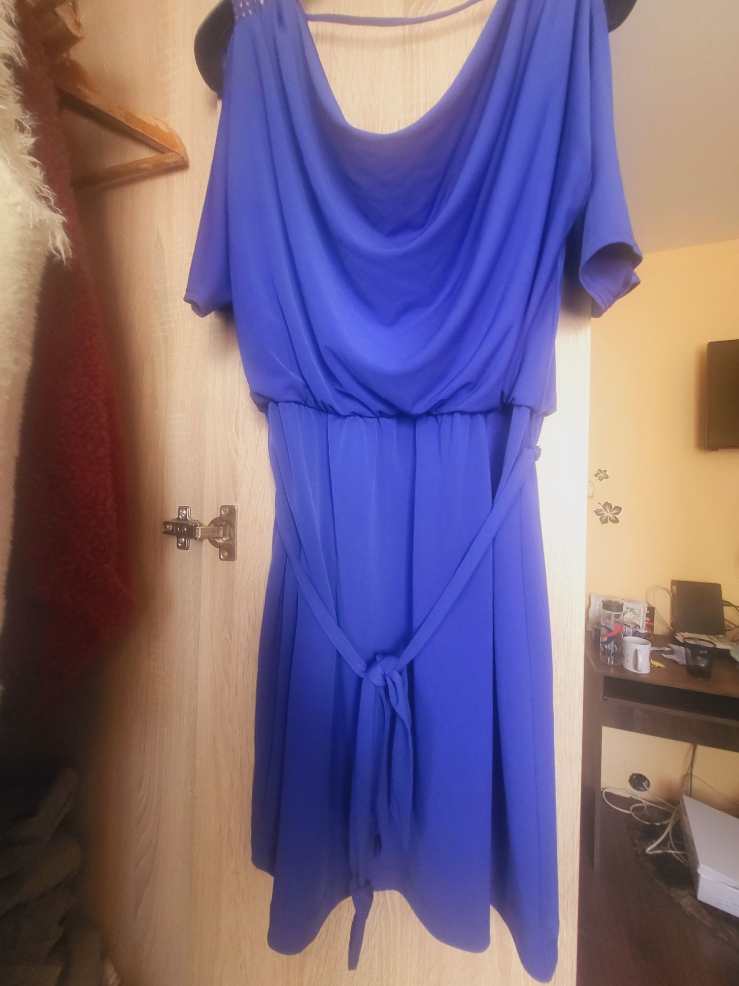Rochiță albastra
