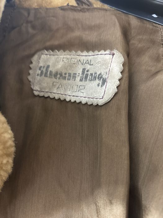 Haina dama din blana de miel