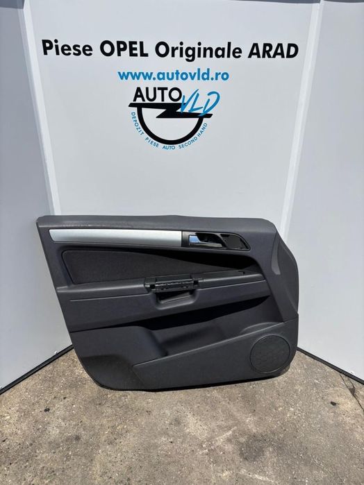 Fata usa interioara stanga fata Opel Zafira B Facelift