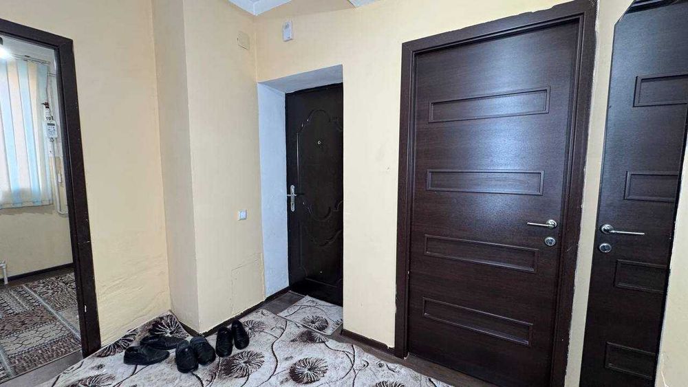 Заканал АТС 1 қаватда 3 хонали квартира сотилади. ID: 1504