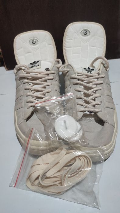 Продаются  кроссовки ADIDAS