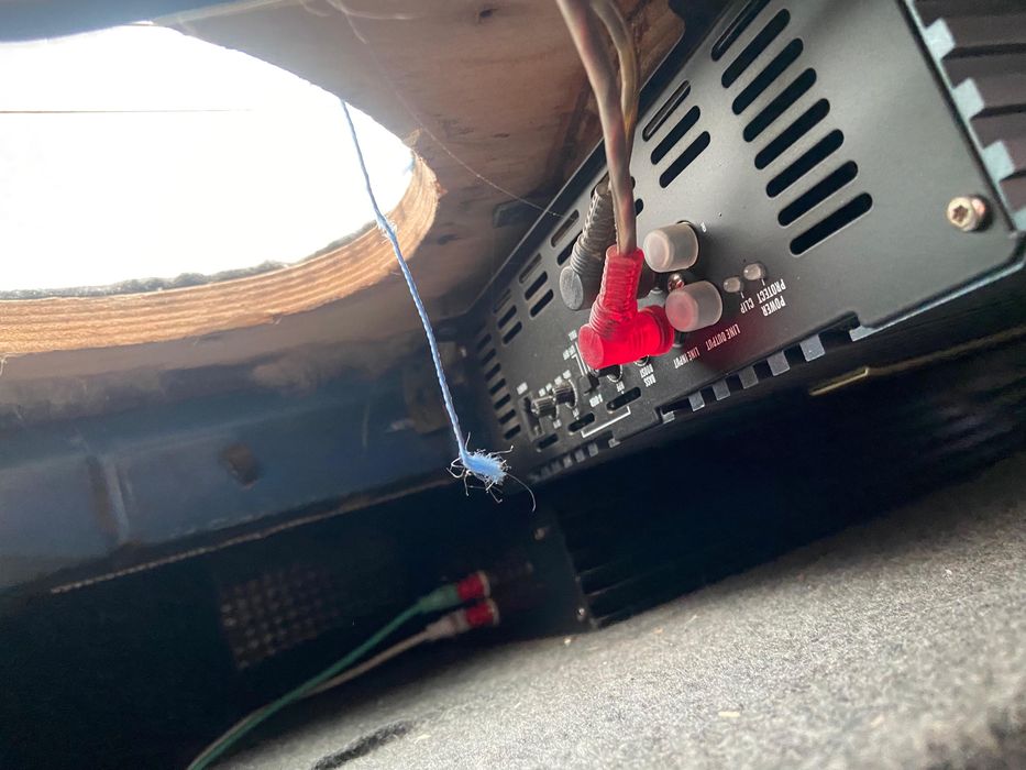 Продам усилитель кикс