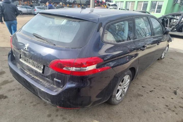 turbina intercooler furtun turbo intercooler rezistenta aeroterma alternator electromotor timonerie rampa injectoare peugeot 308 T9 2015 motor 1.6hdi  120CP cod BHZ  dezmembrez dezmembrari
