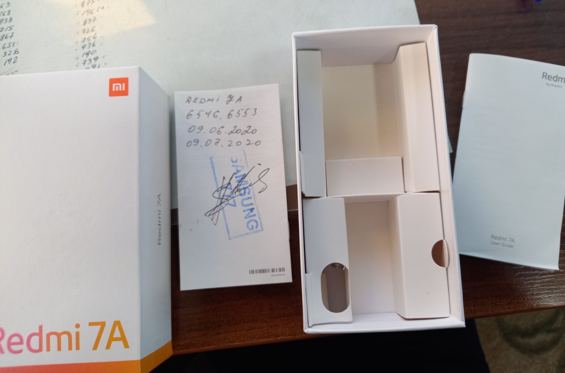 REDMI  А7  сотилади гарантия.