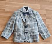 Costum baieti gemeni
