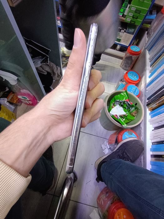 iPhone xs max срочно сотаман