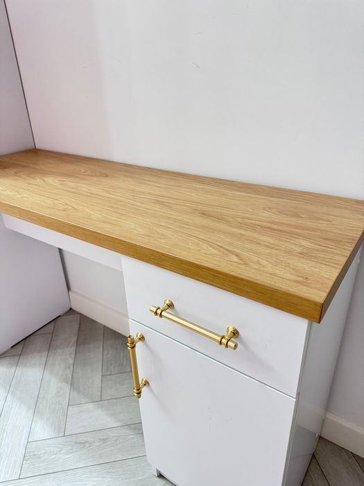 Маникюрный стол срочный торг!