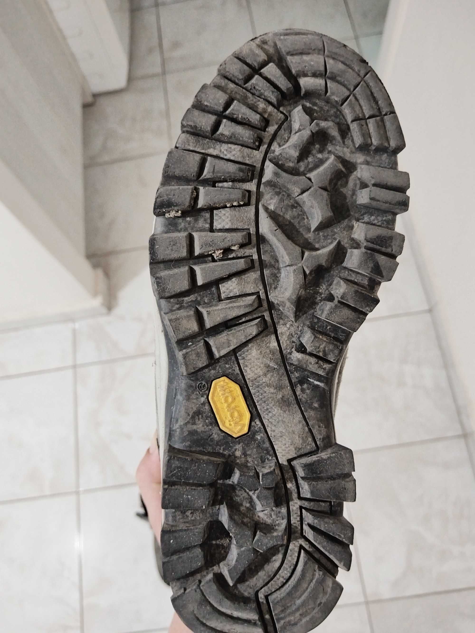 Jack wolfskin 40.5
