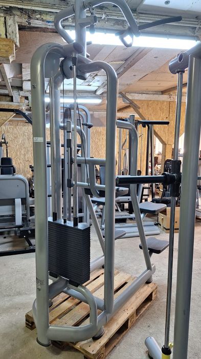 Tractiuni / triceps asistat Technogym