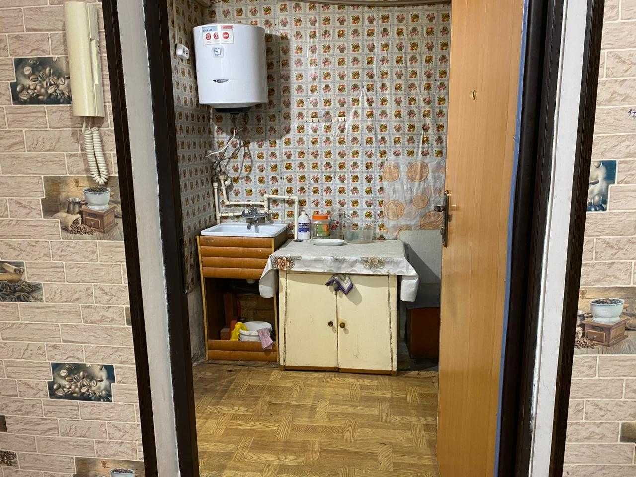 Продам 2-комнатную квартиру в 19 микрорайоне