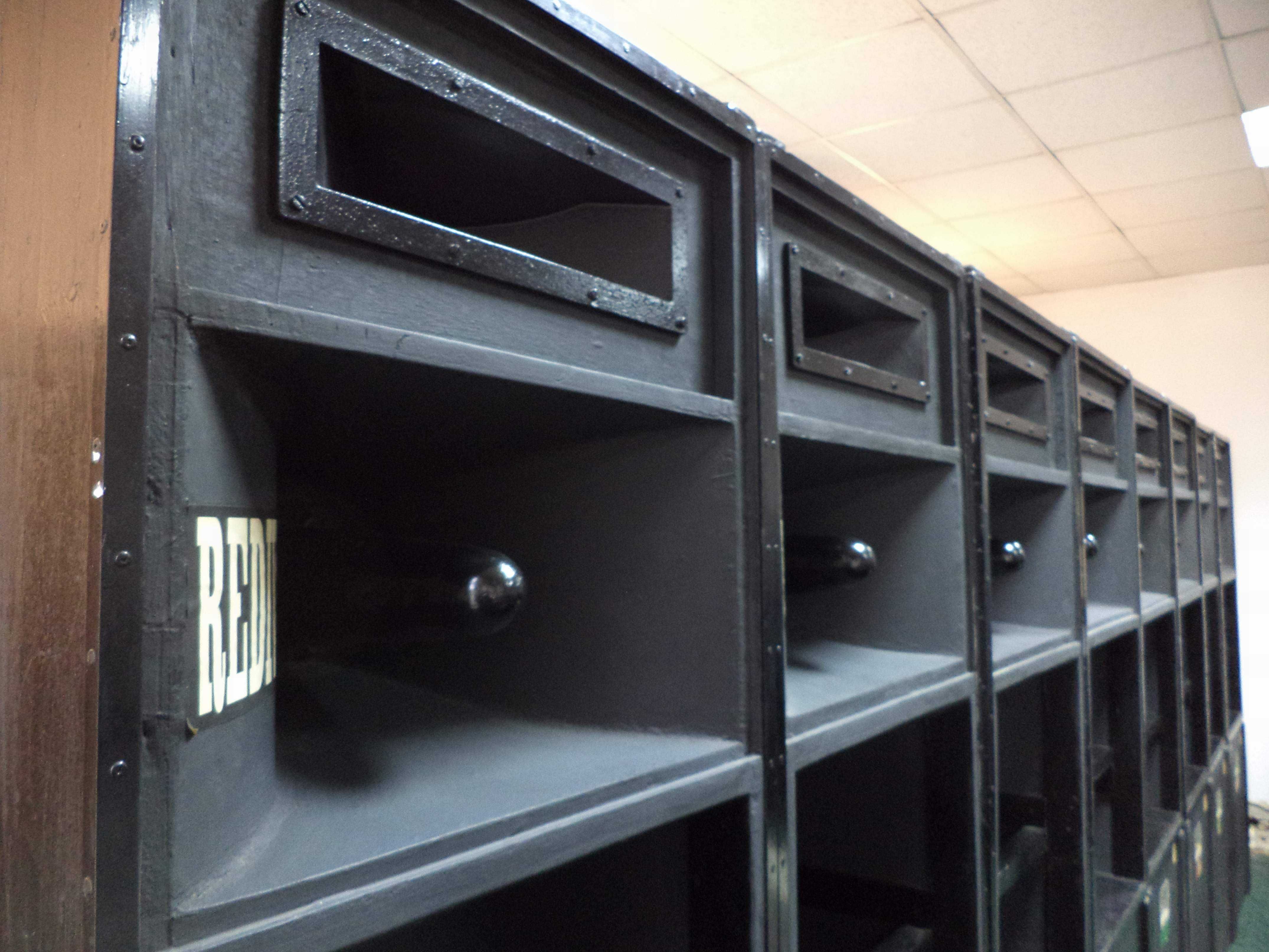 Incinte, boxe,  copie EAW Turbosound, pe trei cai
