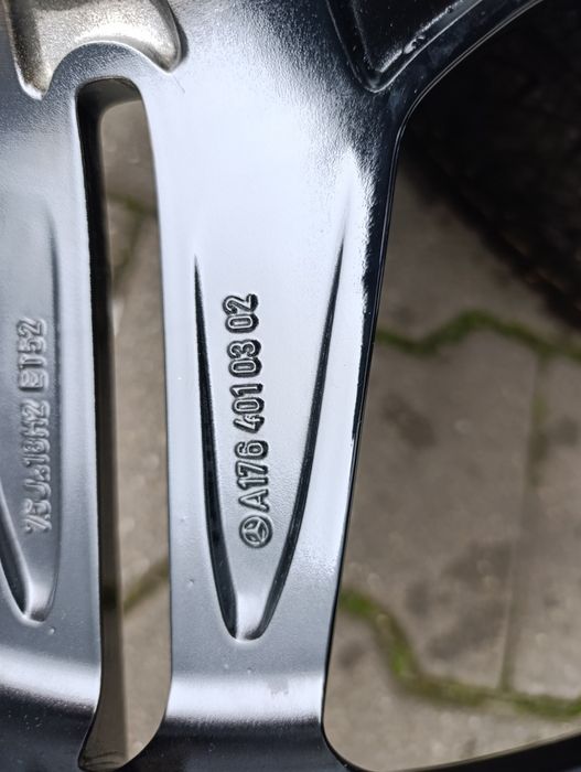 Două jante originale AMG Mercedes A class W 176  18'' la bucată noi.