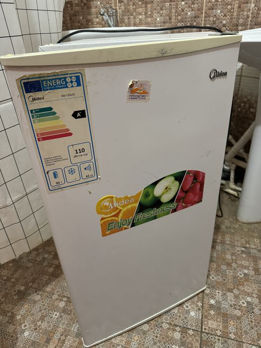 Продам холодильник