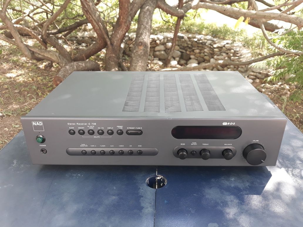 Reciver audio NAD C730