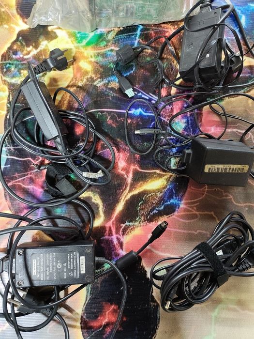 Плок питания для ноутбуков и не только