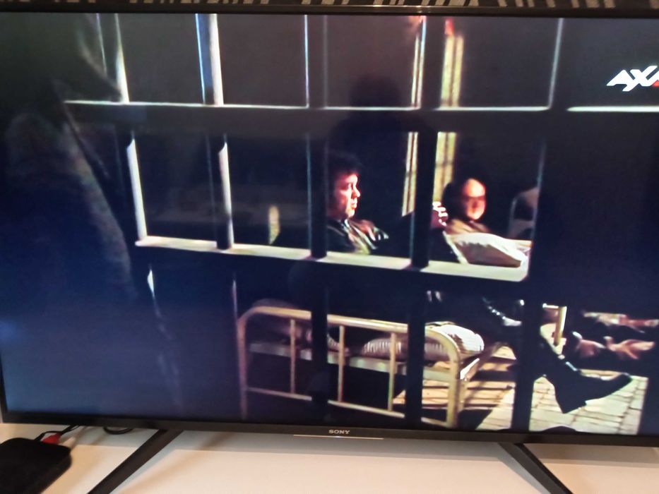Телевизор Sony 49HF7 4096