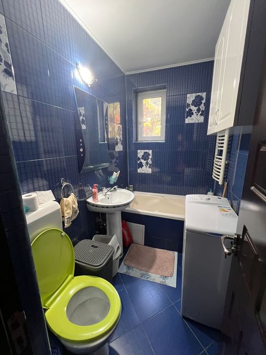 De vanzare apartament 2 camere semidecomandat