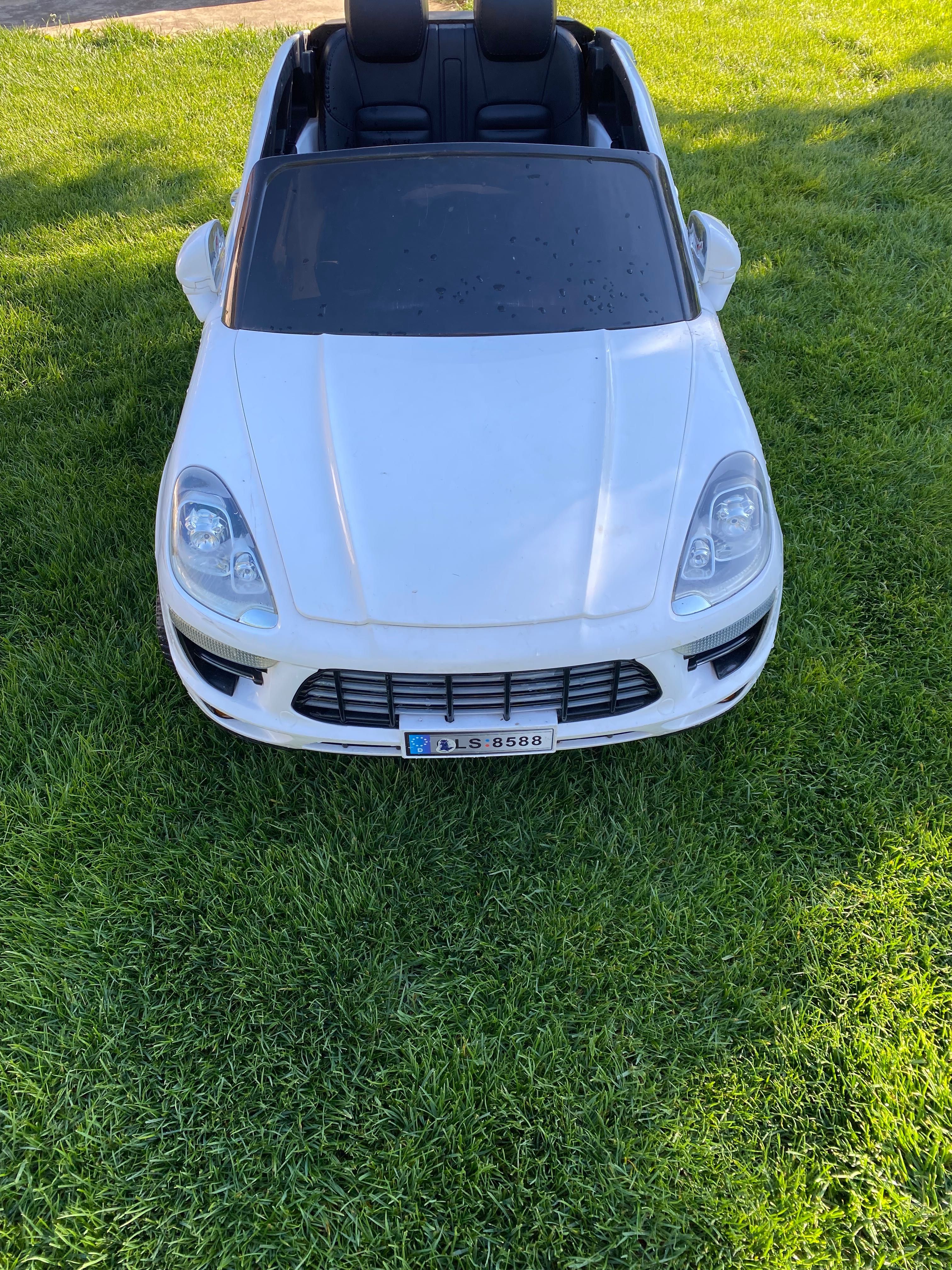 Акумулаторна кола Porsche Cayenne
