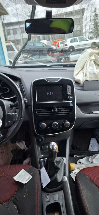 Dezmembrez Renault Clio 4 2015 1.5 dci COD MOTOR: K9K E628, EURO 6