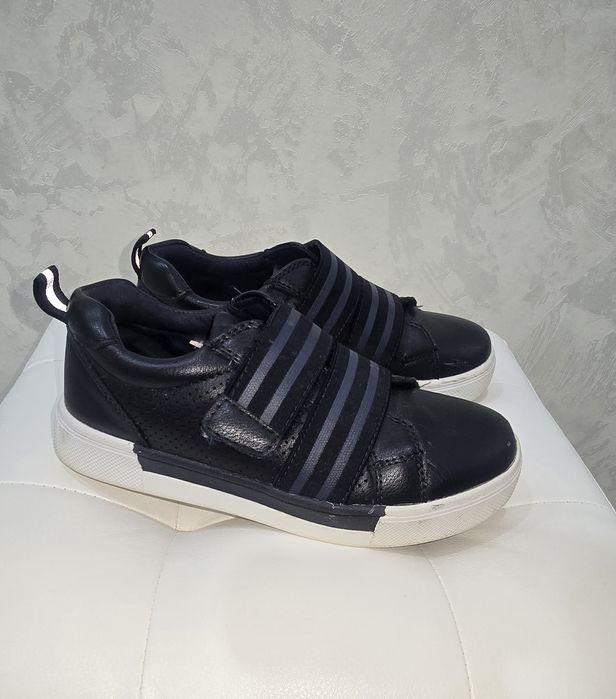 Обувь для школы 32р