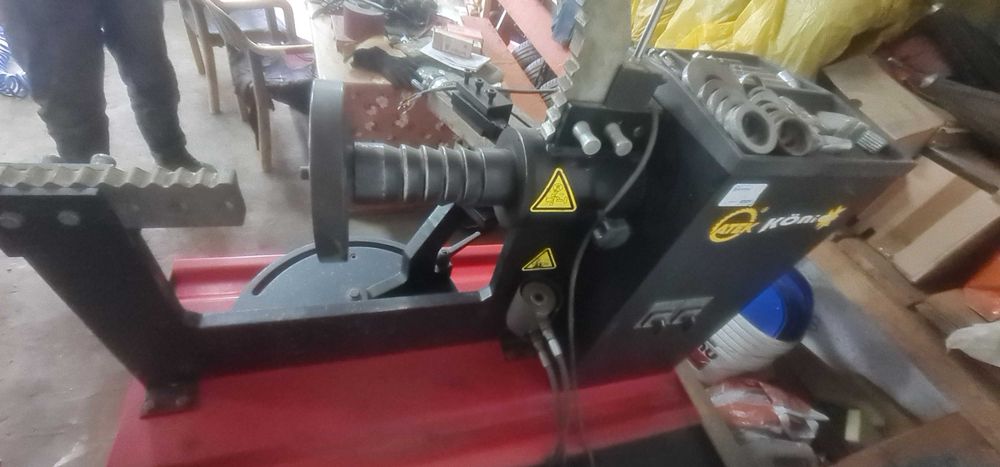 Машина за изправяне на джанти