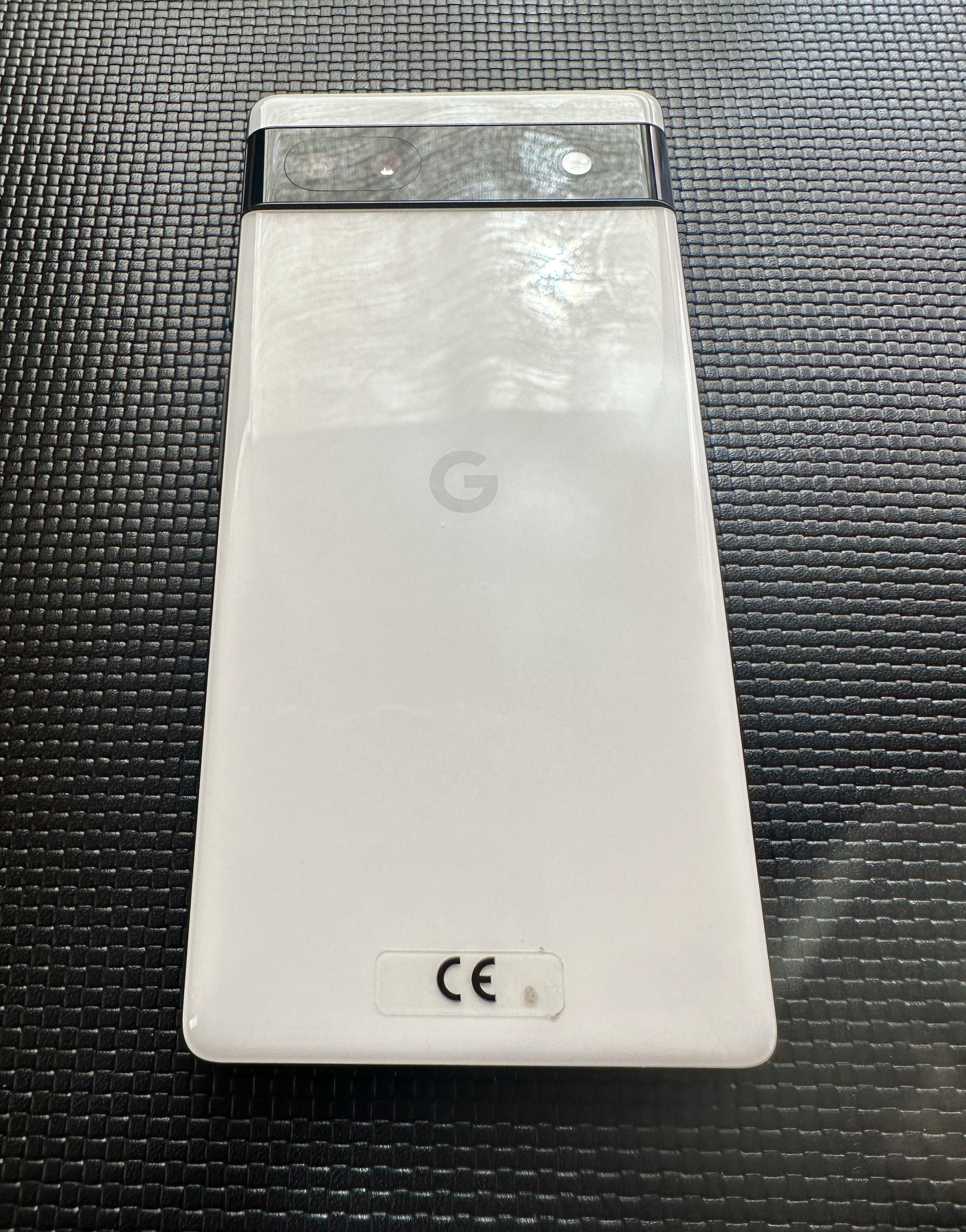 Google Pixel 6A White Nou 10/10/ 128 Gb / 6 Gb Ram / Liber de rețea