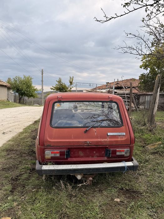 Лада нива на части