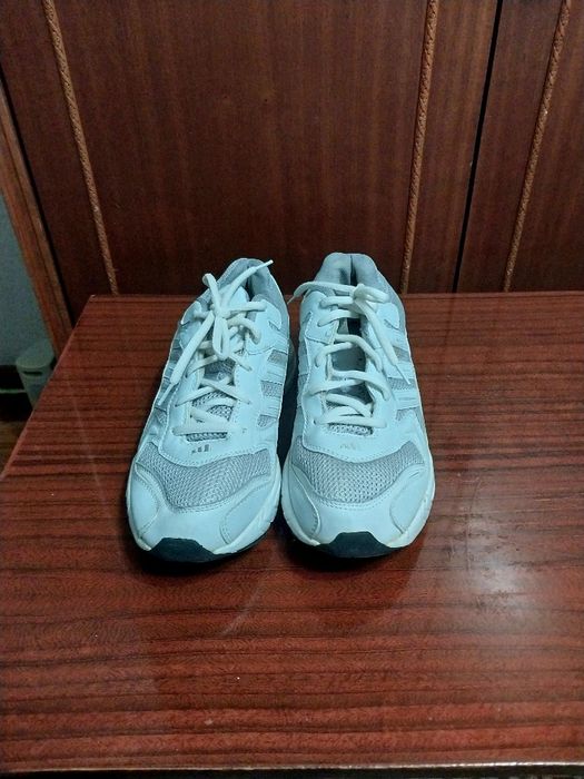 кроссовки и кеды