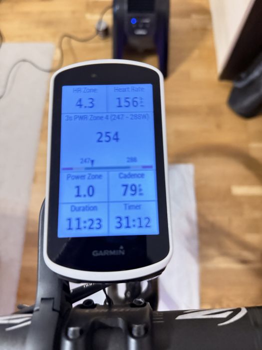Garmin Edge 1030 ca nou