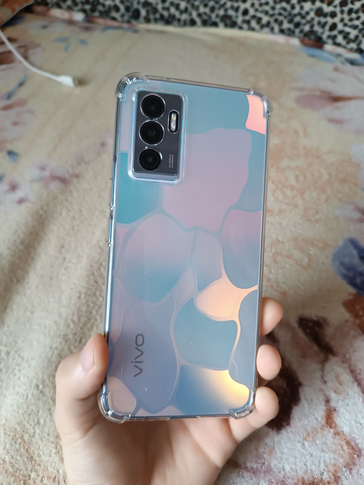 Телефон vivo V23e