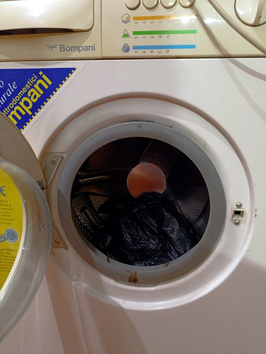 Итальянская стиральная машина Bompani